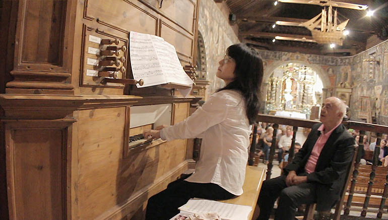 La organista japonesa Izumi Kando dio un concierto con el rgano de la ermita de La Santa
